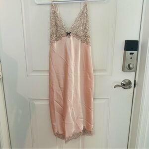 Victoria’s Secret Chemise L | Light Pink Satin Lace Trim Slip Adjustable